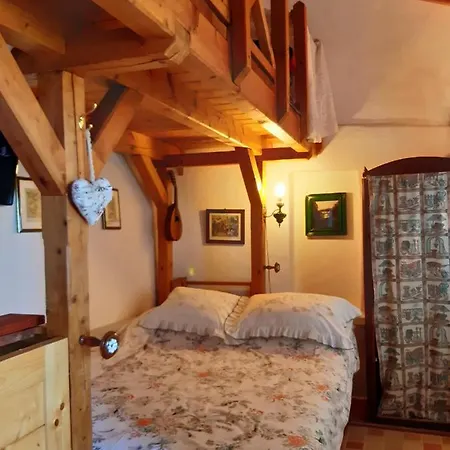 Villa-magdi Vendeghaz Guest house
