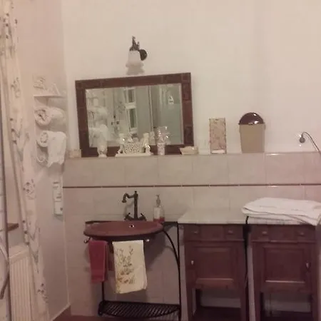 بيت ضيافة Villa-magdi Vendeghaz