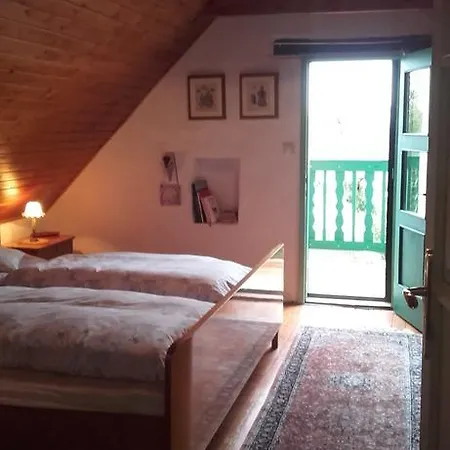 Villa-magdi Vendeghaz Guest house Revfulop