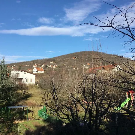 Villa-magdi Vendeghaz بيت ضيافة Révfülöp