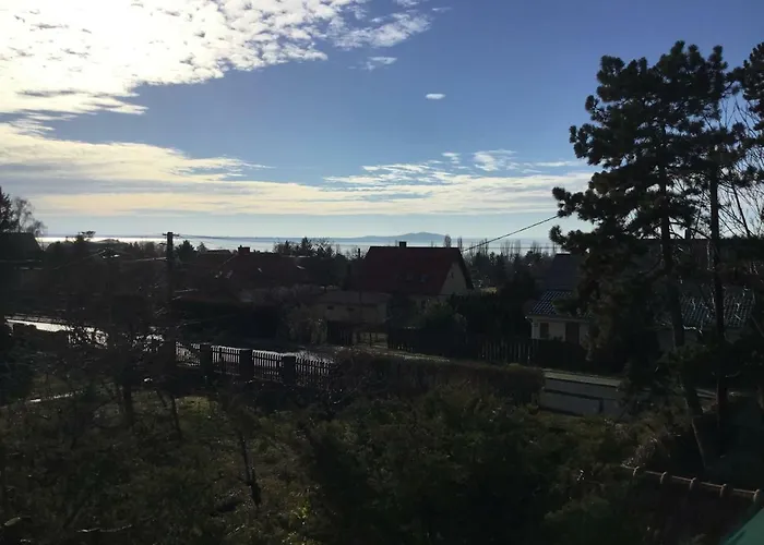 Villa-magdi Vendeghaz 4* רבפולופ